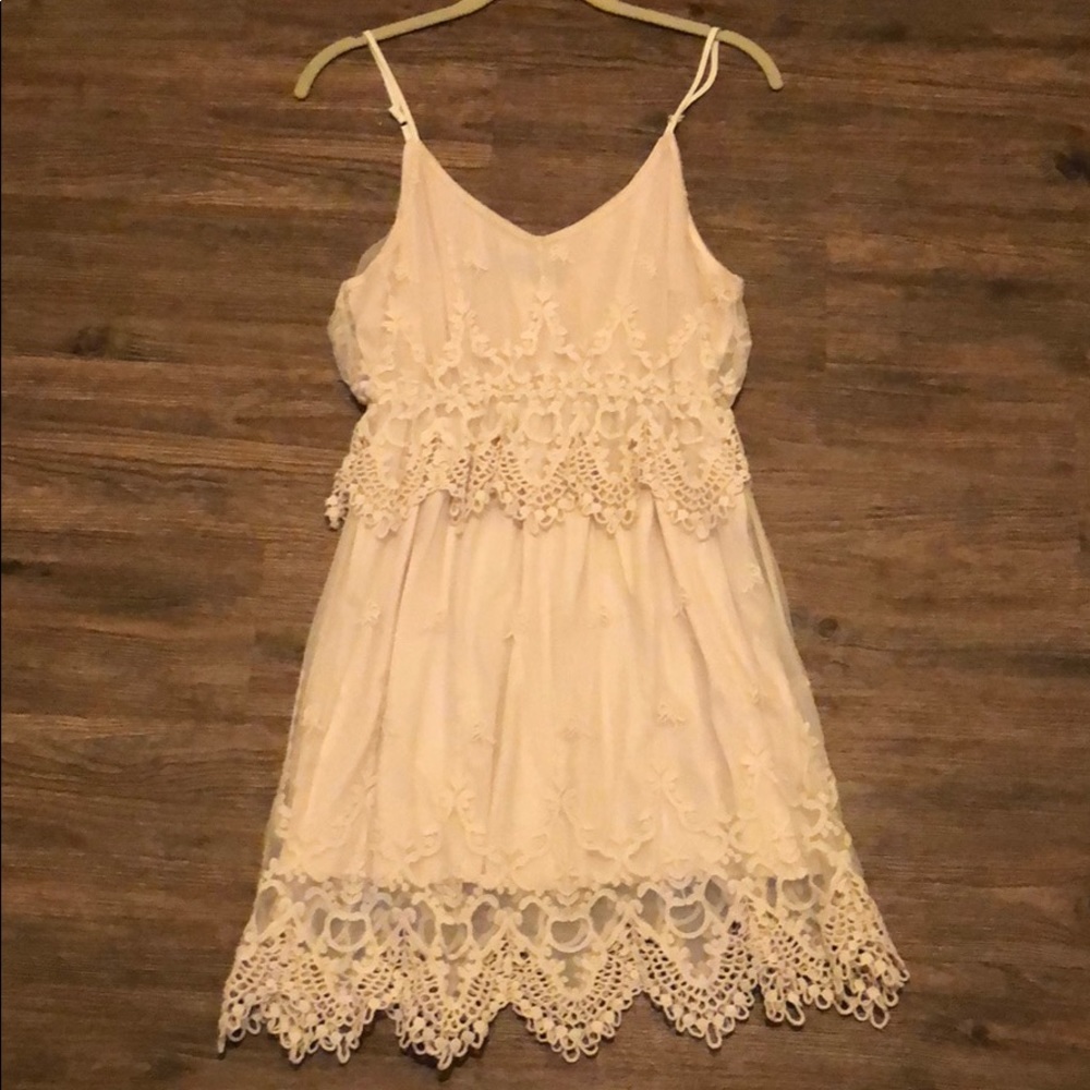 ASTR Worn Once Lace Dress